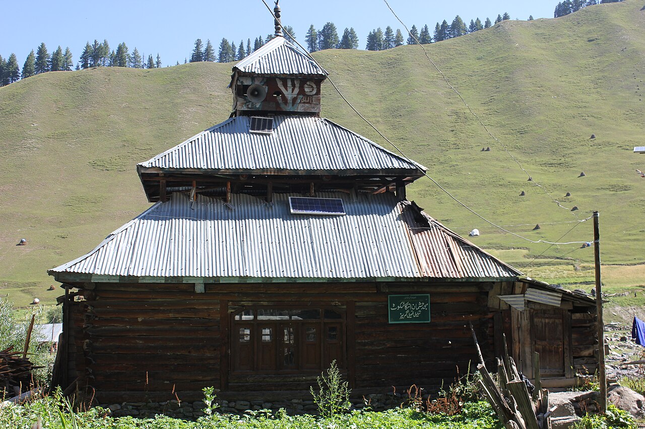 Kashmir with Gurez Valley Tour